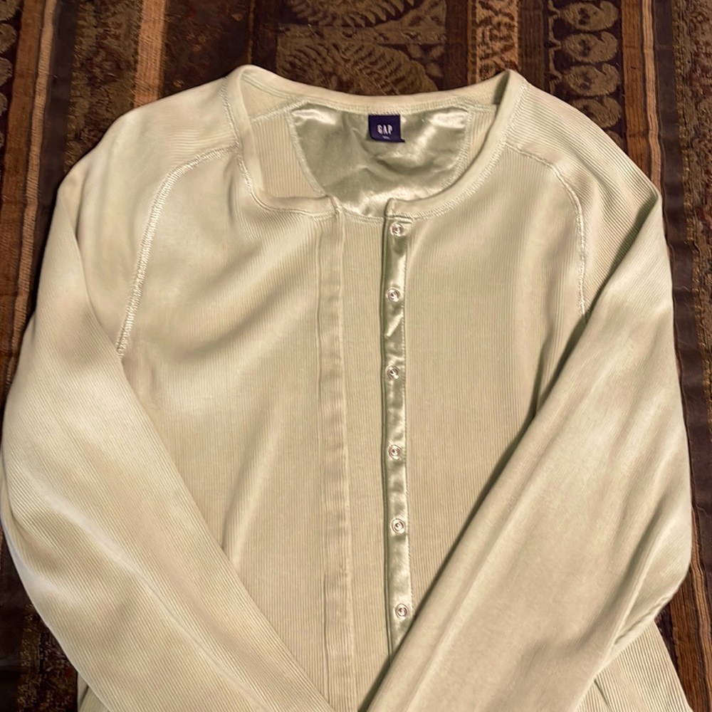 Beautiful green cardigan/sweater jacket. Like new